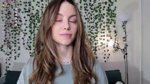 Alice online show from October 31, 7:12 am