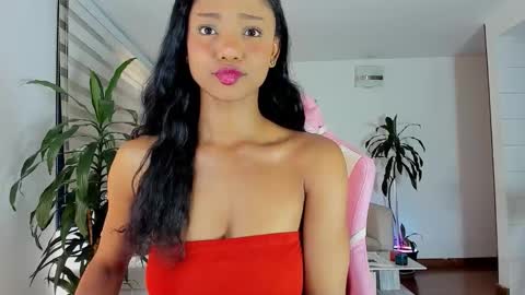 sweet_brunette88 online show from February 10, 7:50 pm