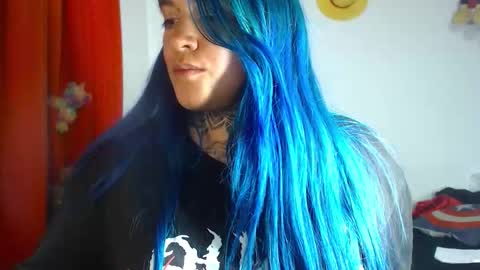 Bubbles online show from February 23, 11:15 pm