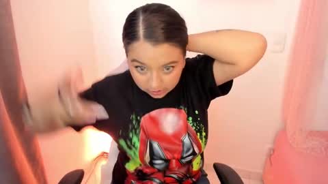 Chloe online show from January 21, 6:45 pm