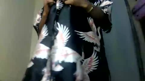 sweet_ebony001 online show from April 26, 6:49 pm