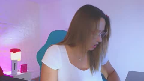 Sweet Evans online show from February 10, 3:31 am