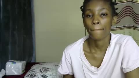 sweet_freaky online show from June 3, 7:53 am