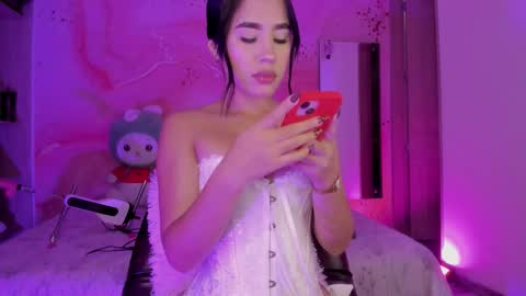 Lemarie online show from November 27, 1:36 pm