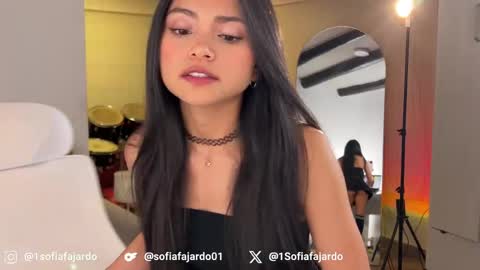 free            private online show from April 14, 11:38 pm