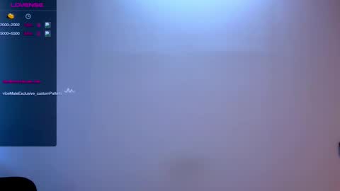 Mia online show from November 1, 11:58 am