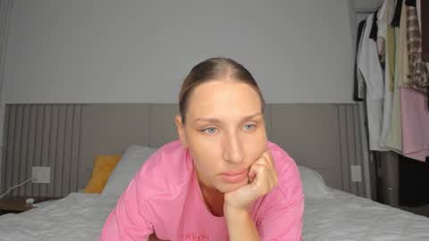 Sofi online show from March 6, 4:18 am