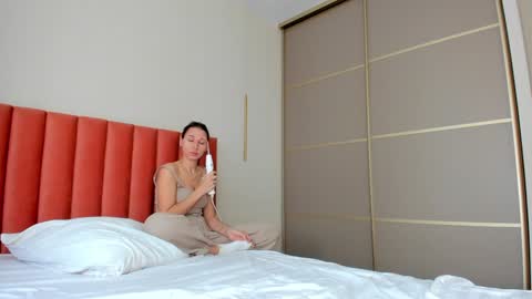 Sofi online show from December 28, 4:19 am