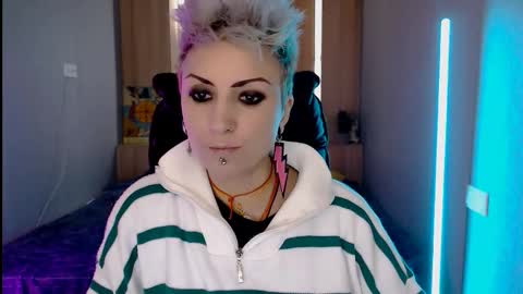 sweet_n_strong online show from February 6, 11:46 am