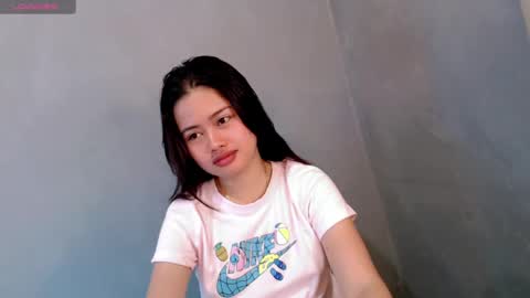 Snapshot of sweet_sirenxx chatting on December 9, 5:18 am Leah online show from December 9, 5:18 am