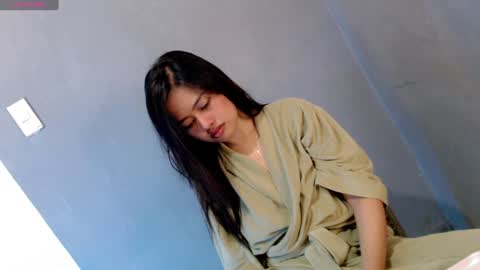 Snapshot of sweet_sirenxx chatting on January 9, 5:13 am Leah online show from January 9, 5:13 am