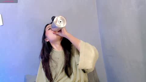 Snapshot of sweet_sirenxx chatting on February 1, 8:18 am Leah online show from February 1, 8:18 am