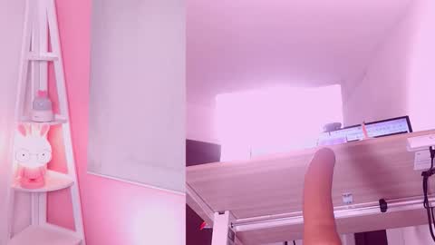 SUSIE online show from February 28, 1:05 am