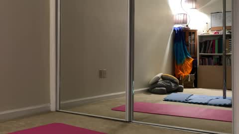 Heidi Brenner - Please check bio for schedule  FAQ online show from April 13, 10:38 am