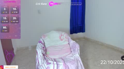 VICKY BROWN online show from October 22, 4:01 pm