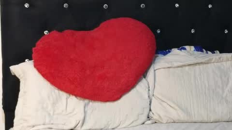  Sweet  online show from April 11, 7:45 am