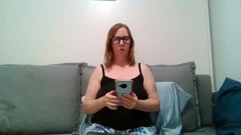 sweetandnaughty123 online show from April 13, 3:52 am