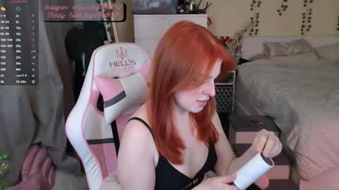 SweetAngel Striptease online show from September 29, 4:23 pm