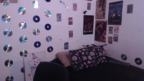 Abril online show from December 15, 2:44 pm