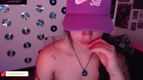 Abril online show from November 11, 4:15 pm