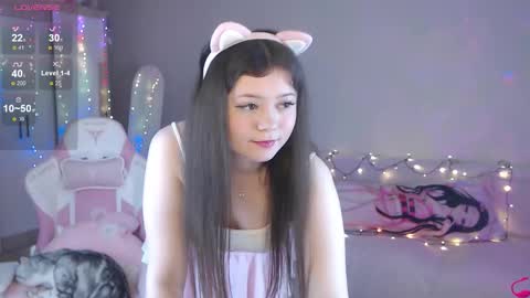 sweetdollyx_ online show from December 15, 10:26 pm