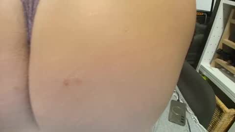 Sweet Dyzy online show from November 6, 7:31 pm