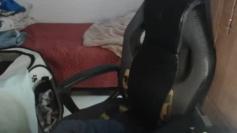 Snapshot of sweetgirldemon chatting on January 15, 1:56 am Andrea online show from January 15, 1:56 am