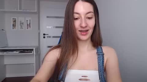 Emma  online show from November 18, 11:11 am