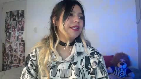                  online show from February 21, 11:33 am