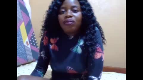 sweetib1 online show from December 28, 6:39 am