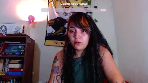 Snapshot of sweetie_maryy chatting on January 15, 1:56 am Maria my insta sweetie maryy online show from January 15, 1:56 am