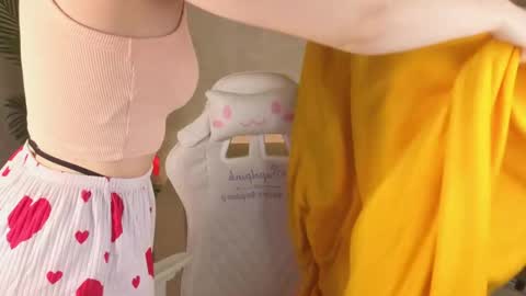 Lottie online show from April 18, 1:19 am