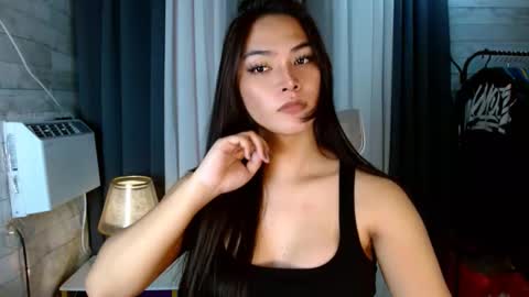 sweetiefox1 online show from October 19, 11:45 am