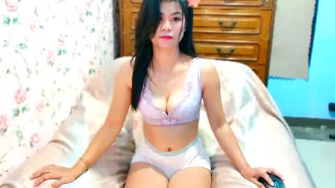 jona online show from January 16, 12:23 pm