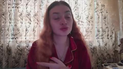 sweetliaison online show from March 19, 6:18 am