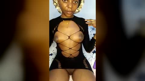 sweetlinah001 online show from July 1, 6:13 am