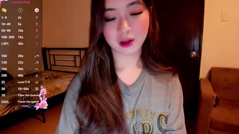 Zoe online show from November 19, 2:17 pm