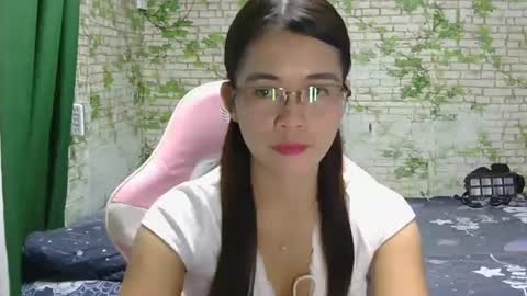 MELY online show from March 3, 11:38 am