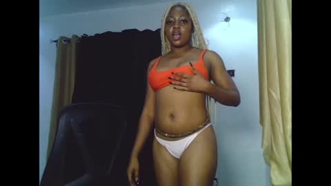 sweetmila9 online show from May 31, 7:14 am