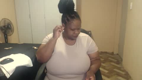 sweetnoziexxx online show from March 9, 5:32 am