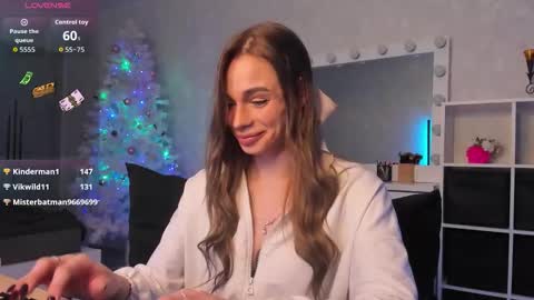 Emily online show from December 16, 2:28 am