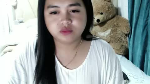 Snapshot of sweetprincess_athena chatting on December 9, 11:03 pm Princess Ella online show from December 9, 11:03 pm