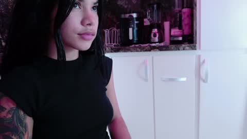    online show from January 29, 10:53 pm