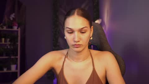 Emily online show from May 2, 6:17 am