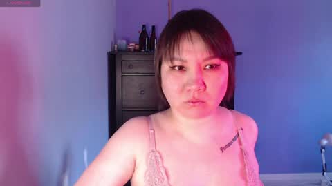 sweety_honey_pot online show from April 11, 10:30 am