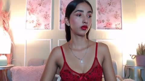 LAURA online show from February 6, 12:08 pm