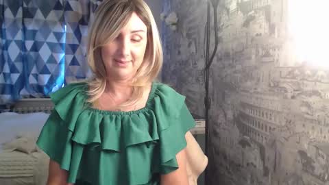 Sylvia online show from February 5, 8:39 am