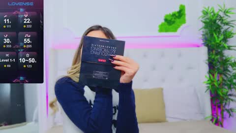 Arianna online show from December 10, 1:33 pm