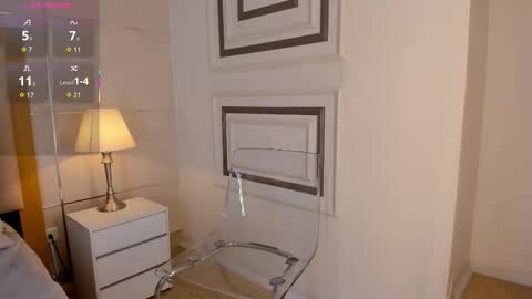 Tahlia Moreau online show from December 18, 4:39 am