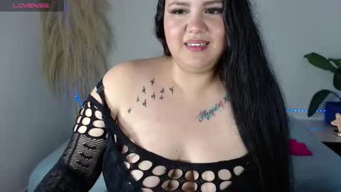 Snapshot of talia_florez chatting on October 20, 8:01 pm T A L I A online show from October 20, 8:01 pm